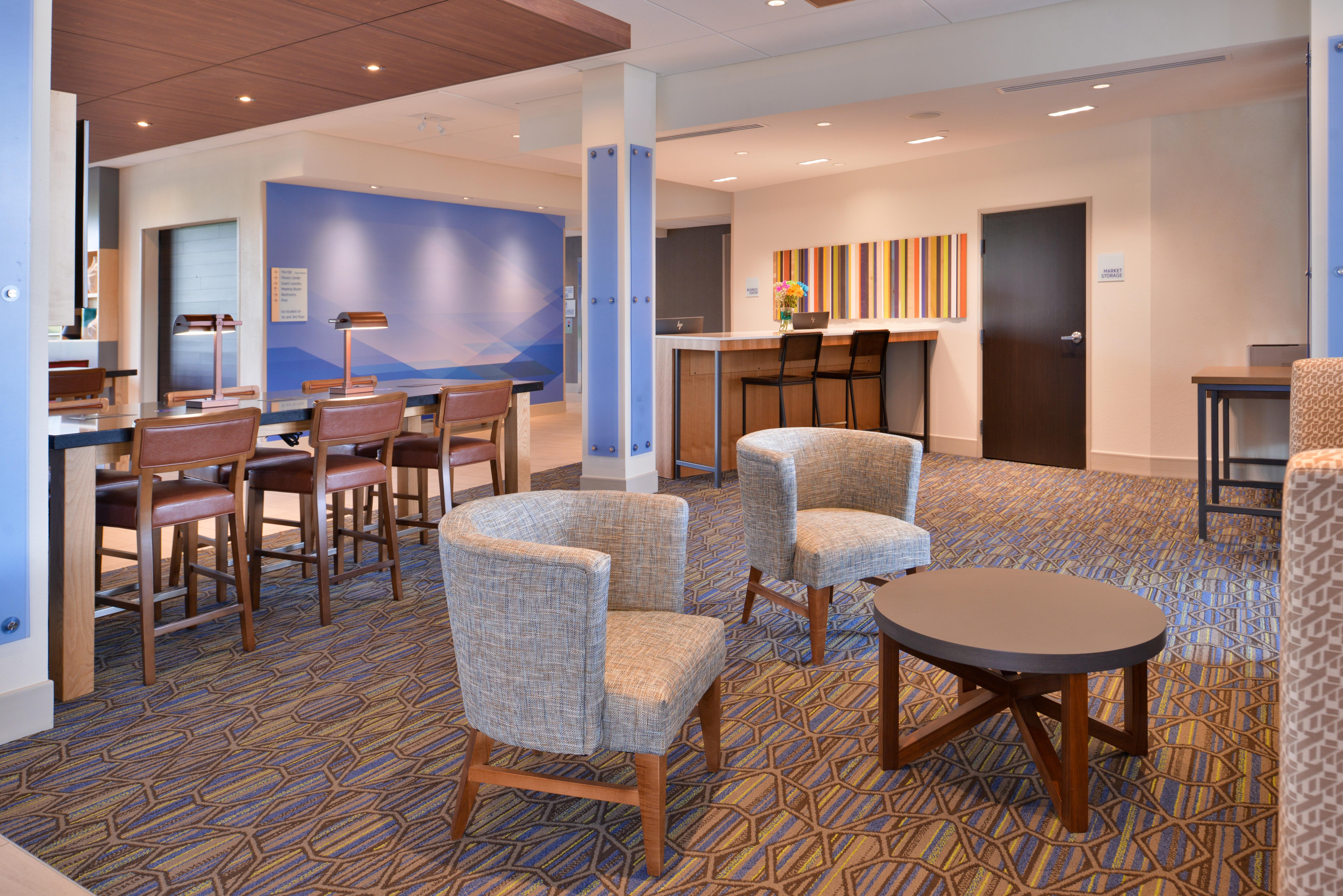 Holiday Inn Express & Suites - Olathe West By Ihg Екстер'єр фото